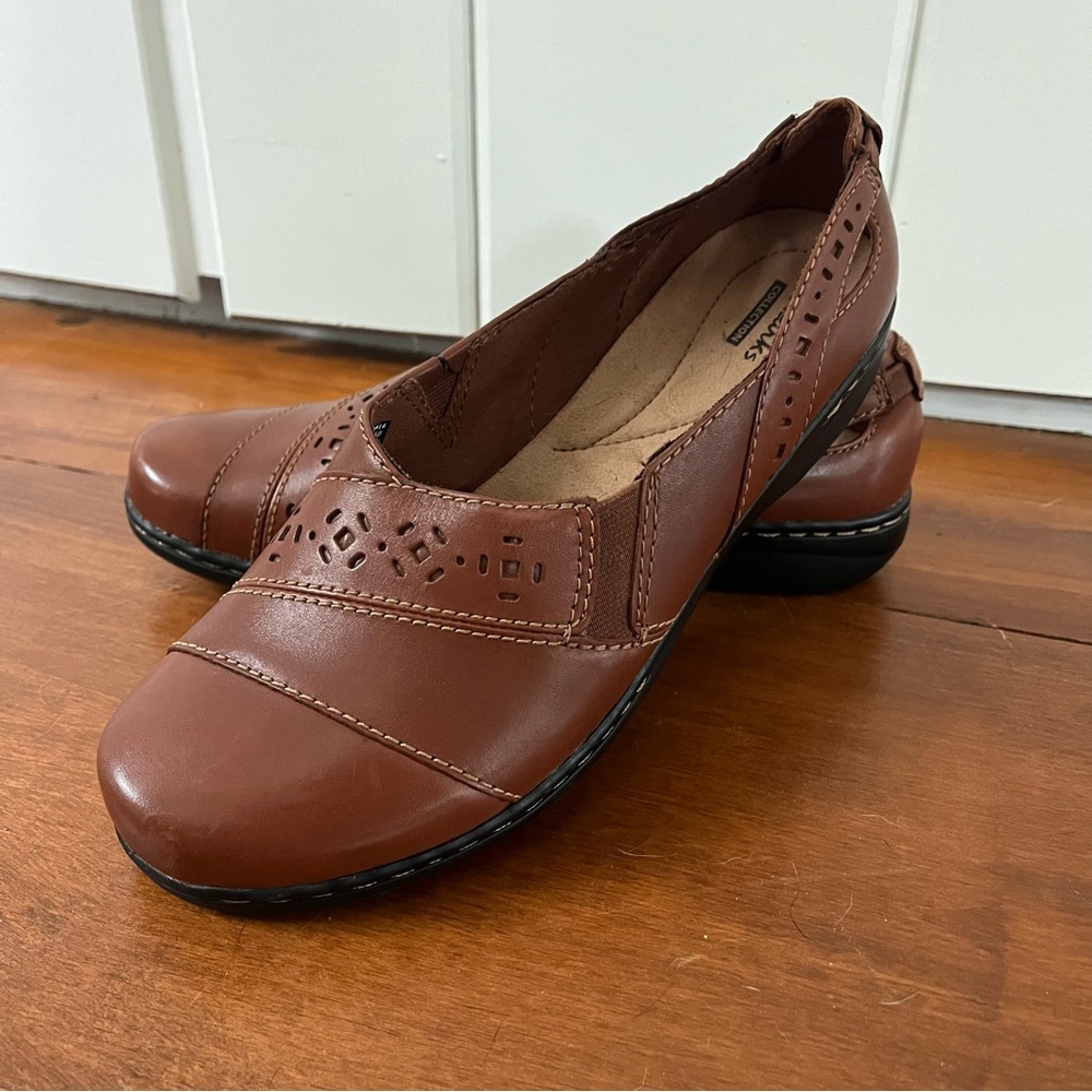 Clarks Evianna Fig slip-on shoes - 8 wide